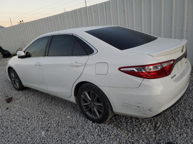 4T1BF1FK2GU154360 - 2016 TOYOTA CAMRY LE WHITE photo 2