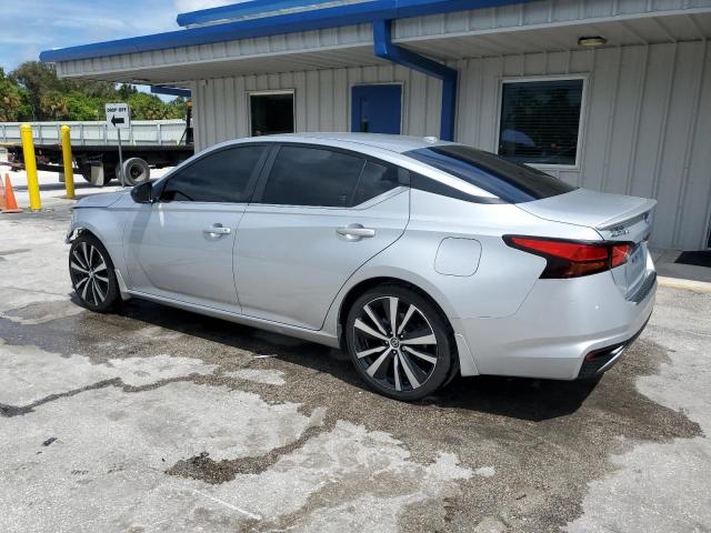 1N4BL4CV4MN402035 - 2021 NISSAN ALTIMA SR ვერცხლისფერი ფოტო 2