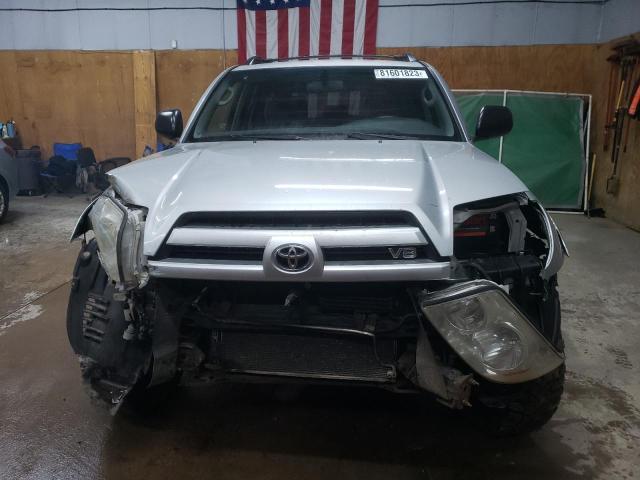 JTEBT14R940030887 - 2004 TOYOTA 4RUNNER SR5 SILVER photo 5