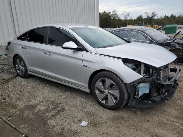 KMHE34L13GA017027 - 2016 HYUNDAI SONATA HYBRID SILVER photo 4