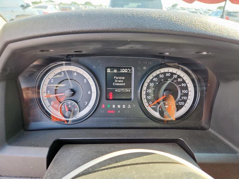 1C6RR6FG4MS563946 - 2021 RAM 1500 CLASS TRADESMAN თეთრი ფოტო 9