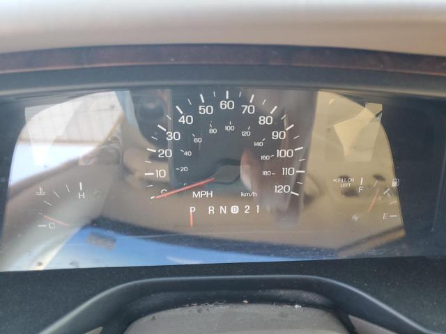 1LNFM81W6WY645256 - 1998 LINCOLN TOWN CAR EXECUTIVE Կանաչ լուսանկար 9