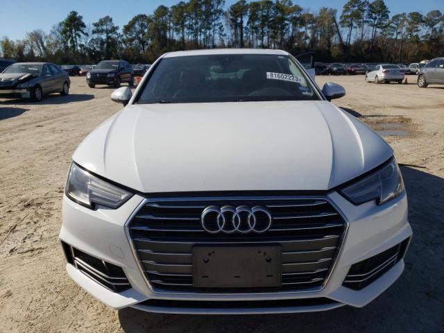 WAUKMAF48JA061683 - 2018 AUDI A4 PREMIUM WHITE photo 5