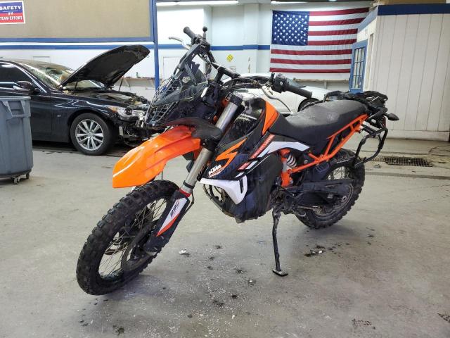 VBKTR6404NM845092 - 2022 KTM 890 ADVENTURE R ذو لونين صورة 2