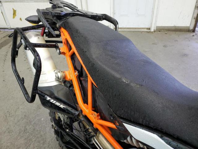 VBKTR6404NM845092 - 2022 KTM 890 ADVENTURE R ذو لونين صورة 6
