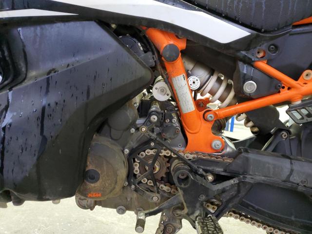 VBKTR6404NM845092 - 2022 KTM 890 ADVENTURE R ذو لونين صورة 7