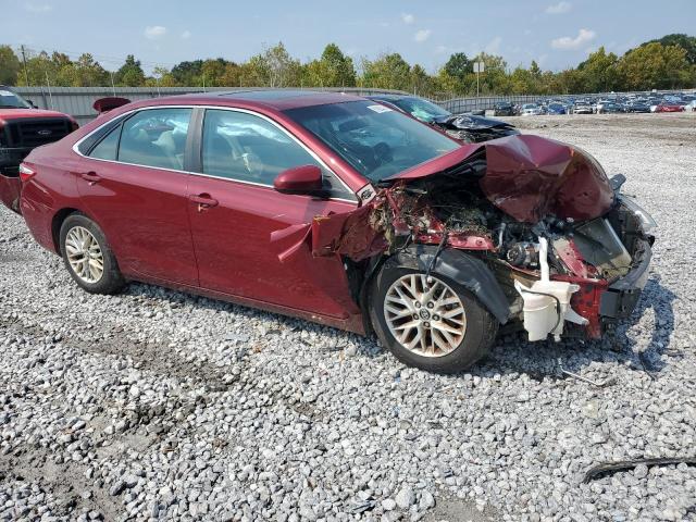 4T1BF1FK8HU721849 - 2017 TOYOTA CAMRY LE 红色 照片 4