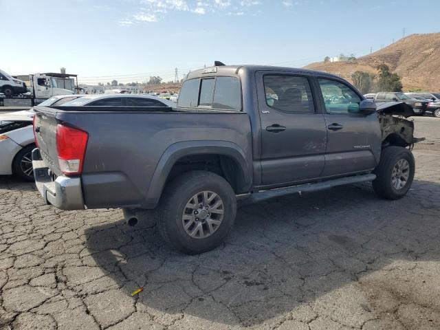 5TFAX5GN1GX056948 - 2016 TOYOTA TACOMA DOUBLE CAB GRAY photo 3