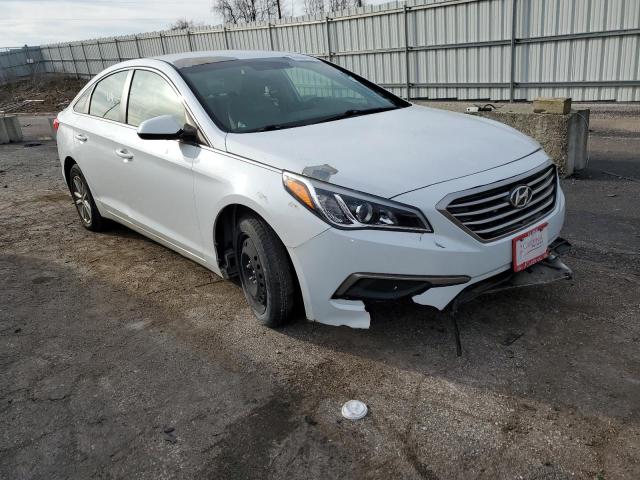 5NPE24AF2HH533153 - 2017 HYUNDAI SONATA SE WHITE photo 4