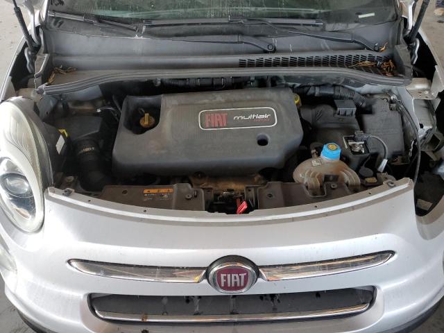 ZFBCFAAH7JZ040856 - 2018 FIAT 500L POP 银色 照片 11