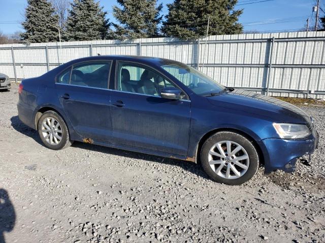 3VWD17AJ1EM420379 - 2014 VOLKSWAGEN JETTA SE BLUE photo 4