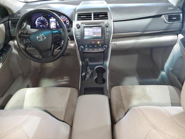 4T1BF1FK3HU345318 - 2017 TOYOTA CAMRY LE 灰色 照片 8