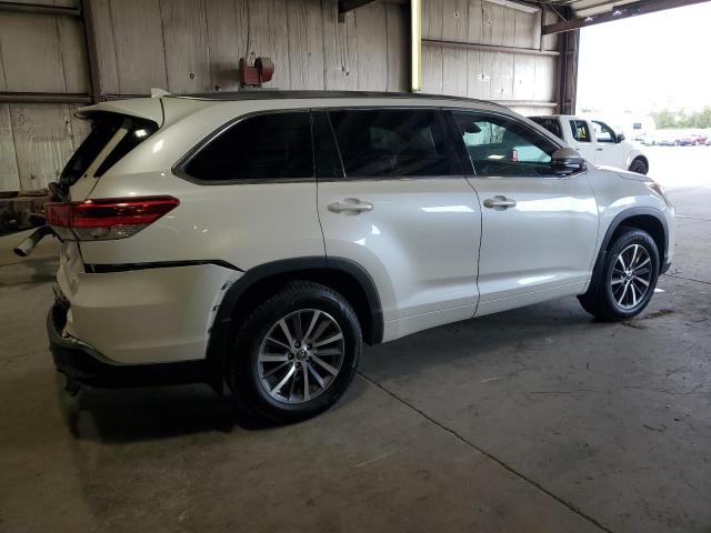 5TDJZRFH4HS421370 - 2017 TOYOTA HIGHLANDER SE თეთრი ფოტო 3