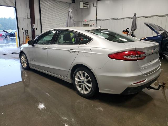 3FA6P0LU3KR139567 - 2019 FORD FUSION SE 银色 照片 2