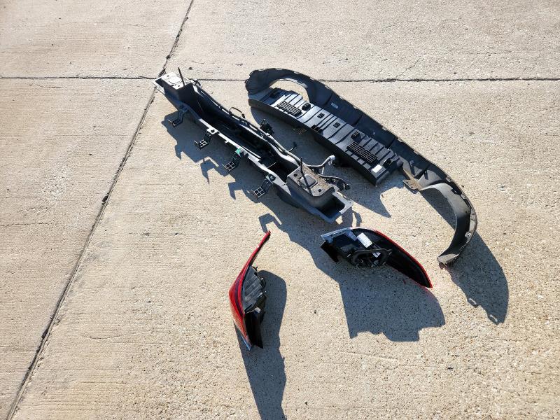 5NPE34AF7JH703123 - 2018 HYUNDAI SONATA SPORT أبيض صورة 12