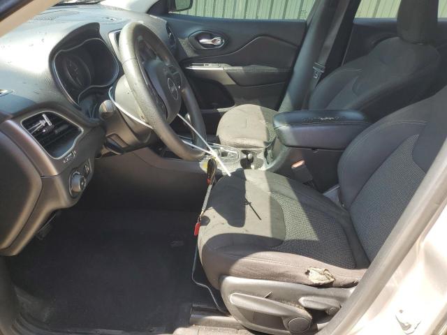 1C4PJLCB8KD470931 - 2019 JEEP CHEROKEE LATITUDE Srebrny zdjęcie 7