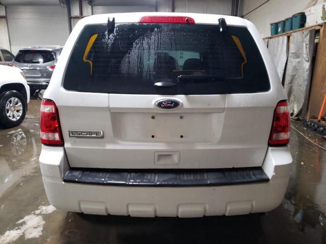 1FMCU0C78BKA83156 - 2011 FORD ESCAPE XLS WHITE photo 6