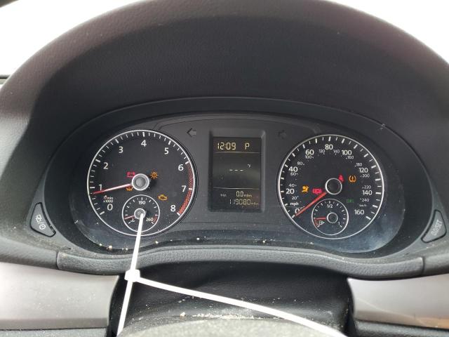 1VWAP7A36EC019267 - 2014 VOLKSWAGEN PASSAT S SILVER photo 9