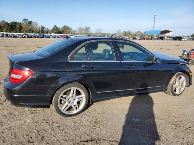 WDDGF5HB0DR247543 - 2013 MERCEDES-BENZ C 350 BLACK photo 3