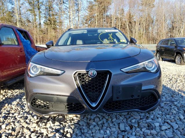 ZASFAKPN4J7B65067 - 2018 ALFA ROMEO STELVIO SPORT GRAY photo 5