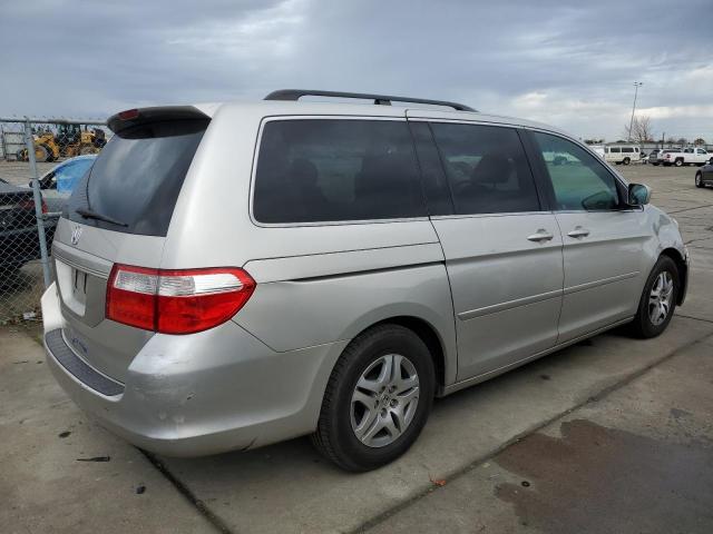 5FNRL38496B444351 - 2006 HONDA ODYSSEY EX SILVER photo 3