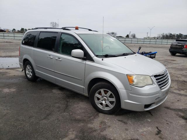 2A4RR5D10AR432358 - 2010 CHRYSLER TOWN & COU TOURING SILVER photo 4