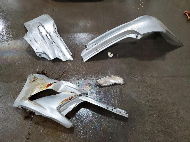 4T4BF1FK4FR488474 - 2015 TOYOTA CAMRY LE 银色 照片 12