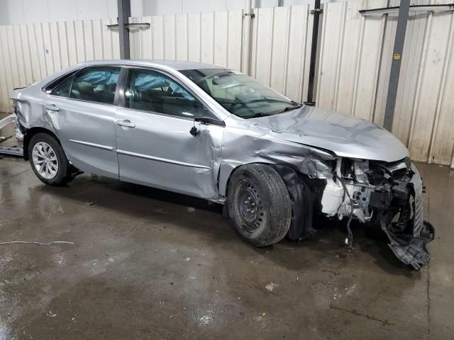 4T4BF1FK4FR488474 - 2015 TOYOTA CAMRY LE 银色 照片 4