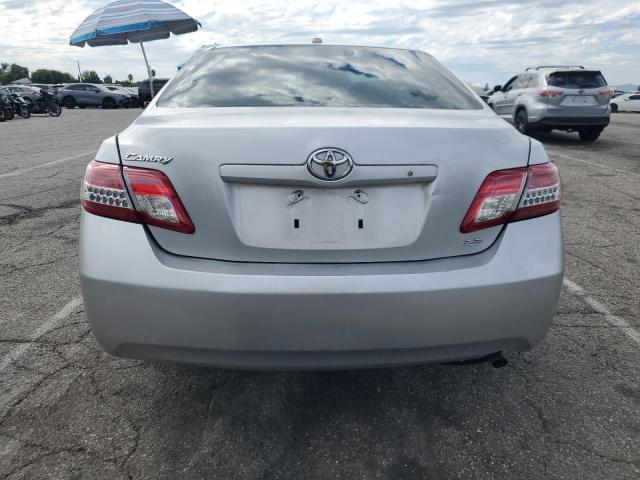 4T1BF3EK9AU051456 - 2010 TOYOTA CAMRY BASE SILVER photo 6