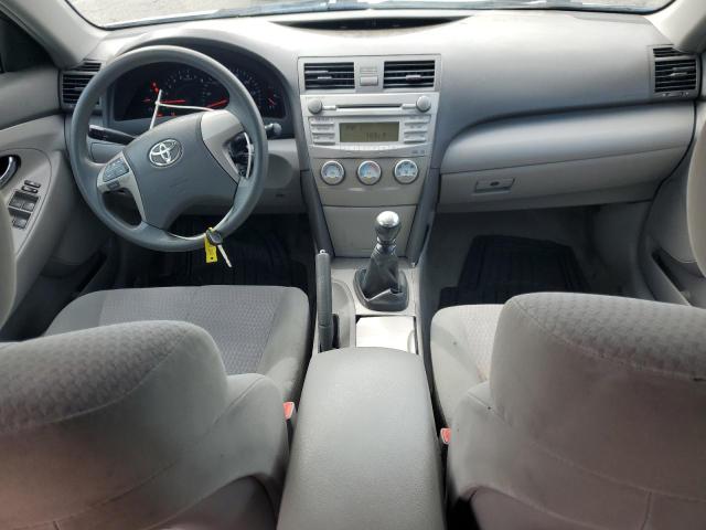 4T1BF3EK9AU051456 - 2010 TOYOTA CAMRY BASE SILVER photo 8