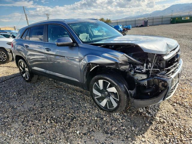 1V2HE2CA2SC213469 - 2025 VOLKSWAGEN ATLAS CROS SE Gris photo 4