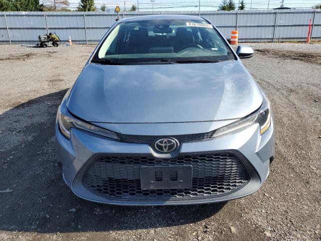 5YFEPRAE5LP103540 - 2020 TOYOTA COROLLA LE 蓝色 照片 5