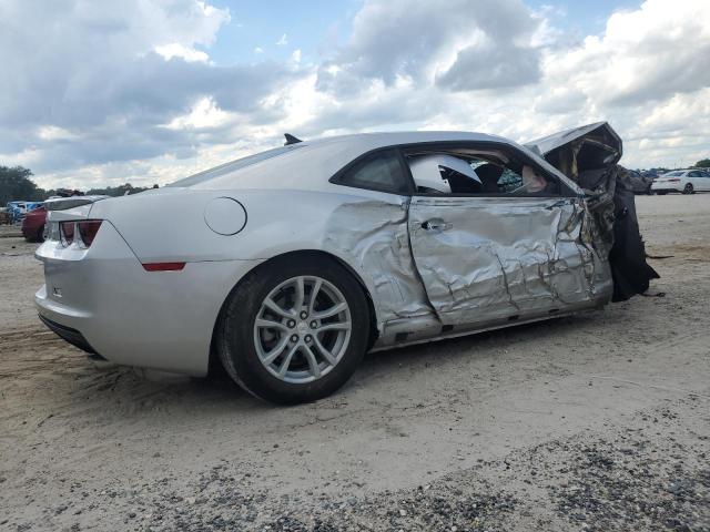 2G1FB1E37D9185875 - 2013 CHEVROLET CAMARO LT فضي صورة 3