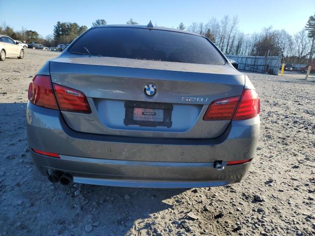 WBAXH5C5XCC595158 - 2012 BMW 528 XI GRAY photo 6