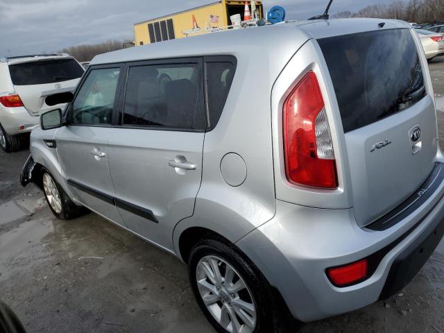 KNDJT2A50D7576671 - 2013 KIA SOUL SILVER photo 2