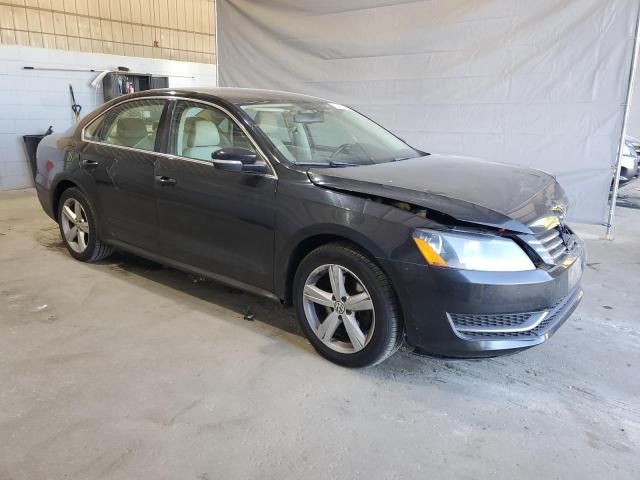 1VWBP7A31CC079233 - 2012 VOLKSWAGEN PASSAT SE Czarny zdjęcie 4