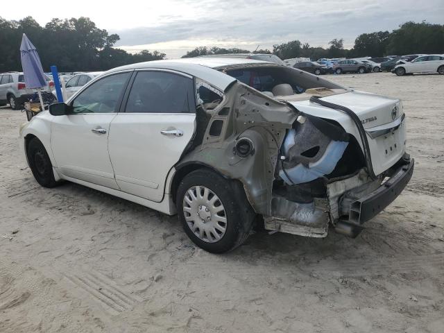 1N4AL3AP4DC293324 - 2013 NISSAN ALTIMA 2.5 WHITE photo 2