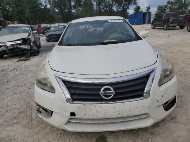 1N4AL3AP4DC293324 - 2013 NISSAN ALTIMA 2.5 WHITE photo 5