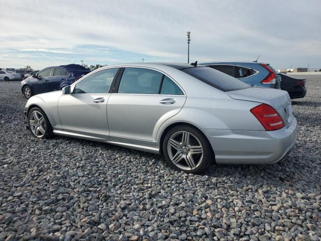 WDDNG9EB9DA518985 - 2013 MERCEDES-BENZ S 550 4MATIC SILVER photo 2