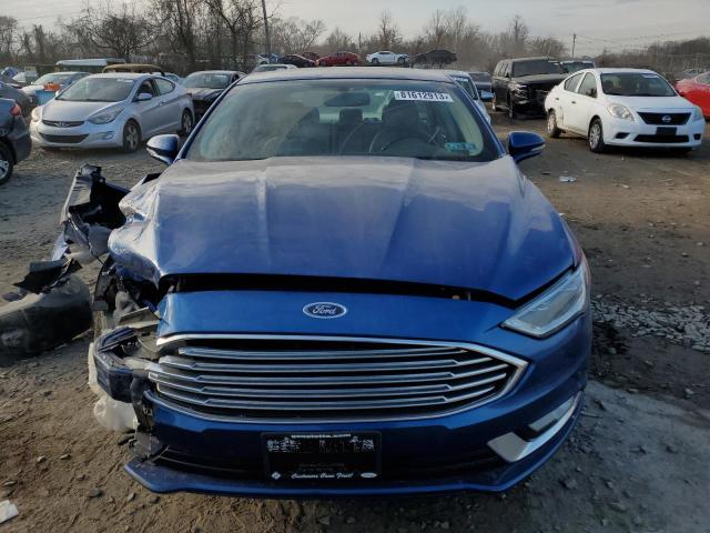 3FA6P0HD7HR114348 - 2017 FORD FUSION SE BLUE photo 5