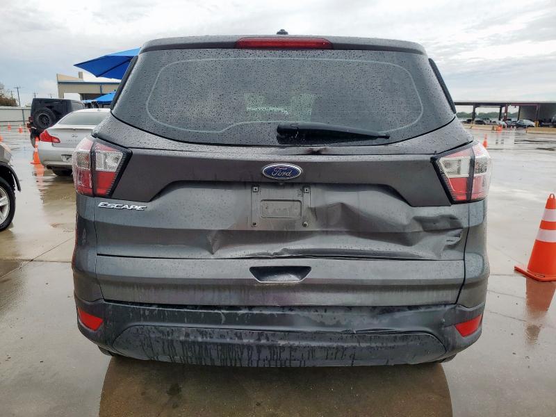 1FMCU0F79HUD84253 - 2017 FORD ESCAPE S GRAY photo 6