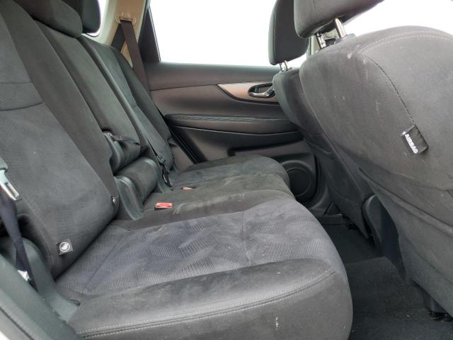 KNMAT2MT2FP550053 - 2015 NISSAN ROGUE S SILVER photo 11