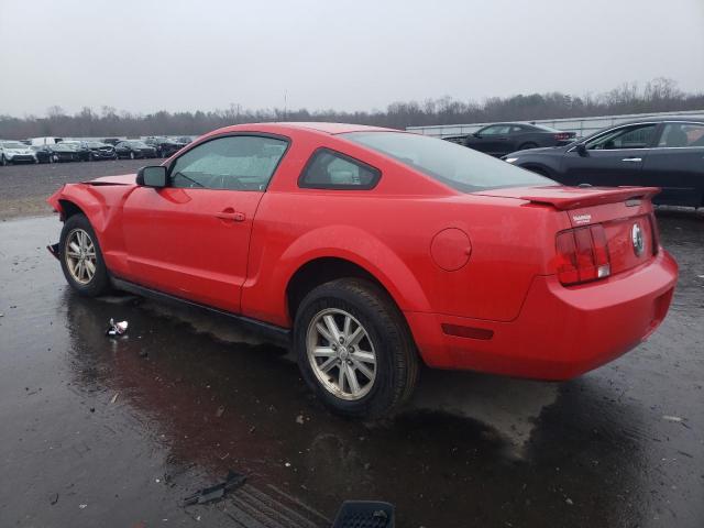 1ZVFT80N475359065 - 2007 FORD MUSTANG RED photo 2