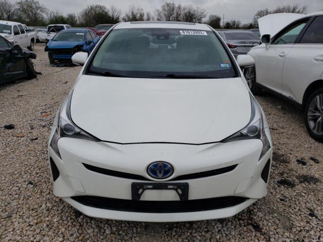 JTDKARFU0G3010198 - 2016 TOYOTA PRIUS WHITE photo 5