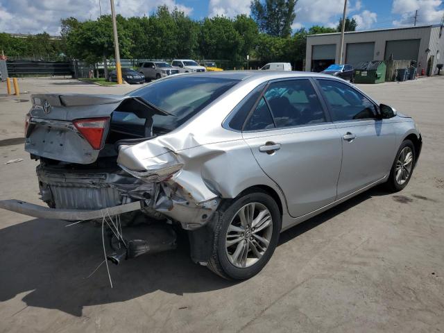 4T1BF1FK8FU109504 - 2015 TOYOTA CAMRY LE SILVER photo 3