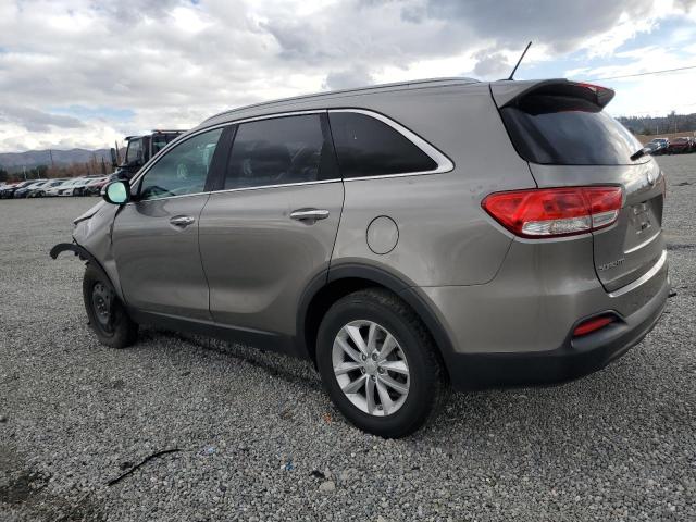 5XYPG4A37HG263909 - 2017 KIA SORENTO LX GRAY photo 2