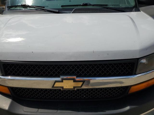 1GCWGAFG5K1359020 - 2019 CHEVROLET EXPRESS G2 白色 照片 11