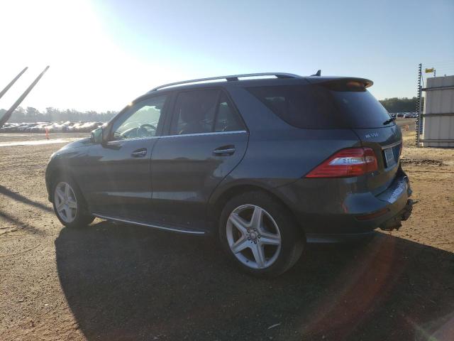 4JGDA7DB9EA314570 - 2014 MERCEDES-BENZ ML 550 4MATIC GRAY photo 2