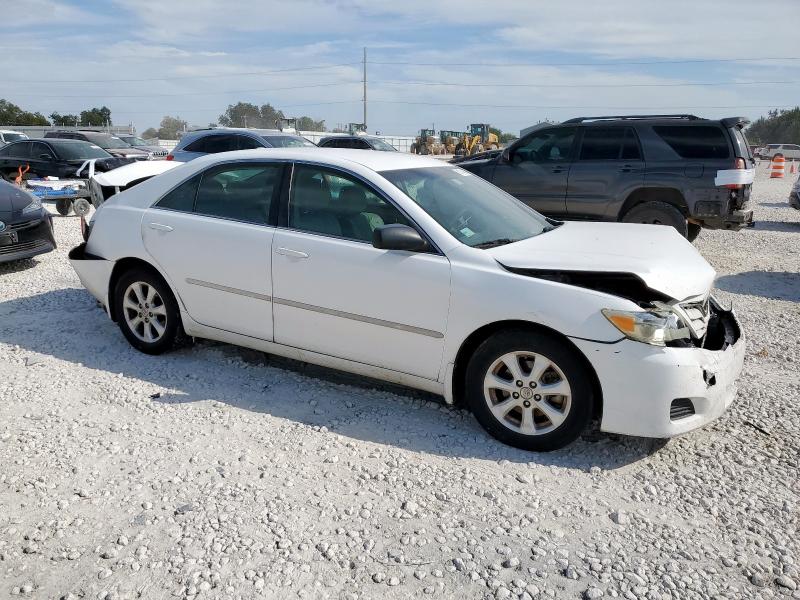 4T4BF3EK1BR160002 - 2011 TOYOTA CAMRY BASE WHITE photo 4
