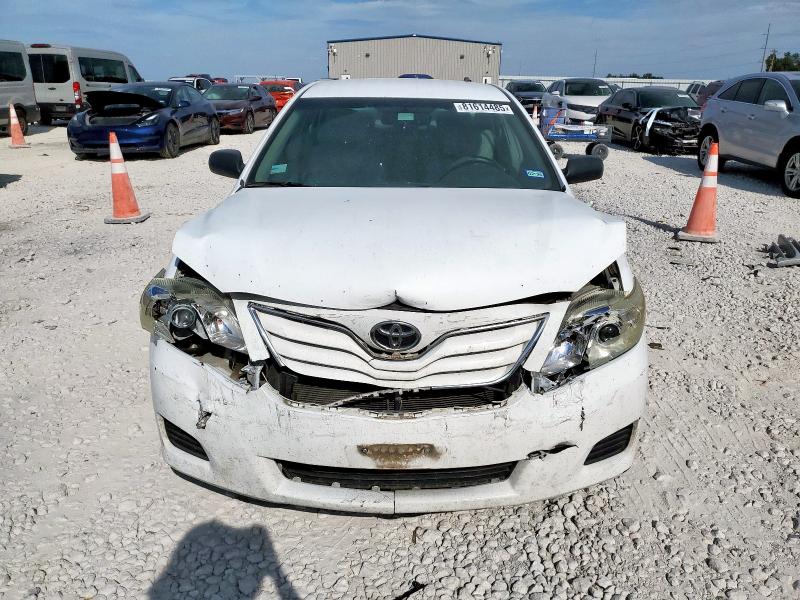 4T4BF3EK1BR160002 - 2011 TOYOTA CAMRY BASE WHITE photo 5